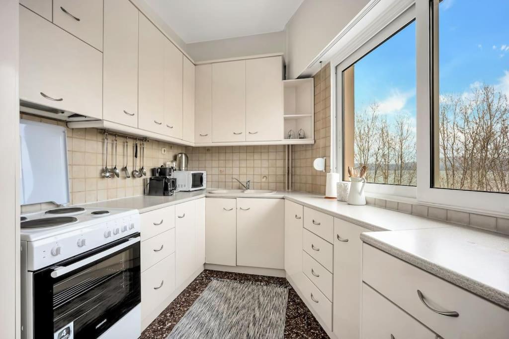 Bright Central Apartment With Splendid Sea View! Chalkís Exteriör bild