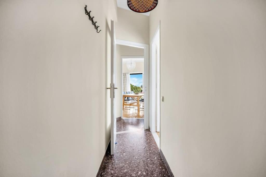 Bright Central Apartment With Splendid Sea View! Chalkís Exteriör bild