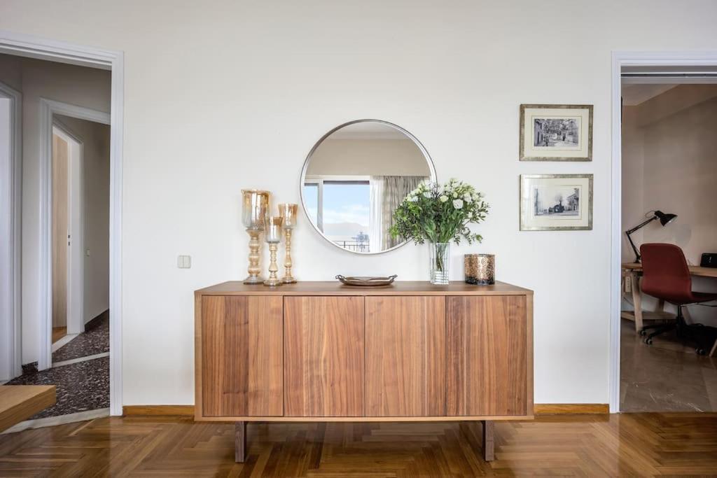 Bright Central Apartment With Splendid Sea View! Chalkís Exteriör bild